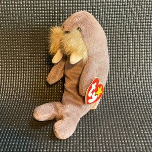 Vintage Ty Beanie Baby “Jolly” Walrus 4th Generation